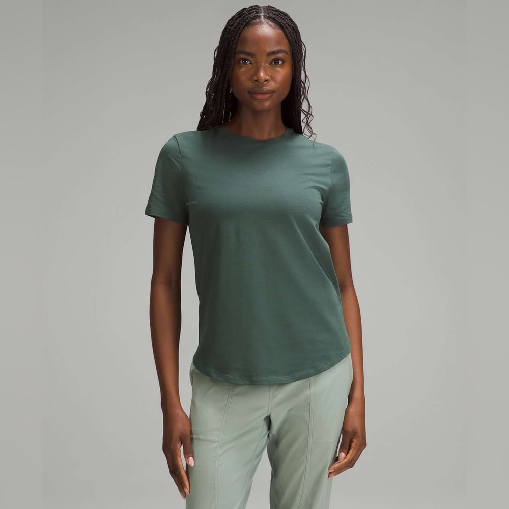 Lululemon Love Crewneck T-Shirt
Dark Forest